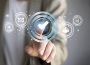 Etika Digital di Era Informasi: Dosen Universitas BSI Kampus Tasikmalaya, Berbagi Pandangan  tentang Tantangan dan Peluang bagi Generasi Muda