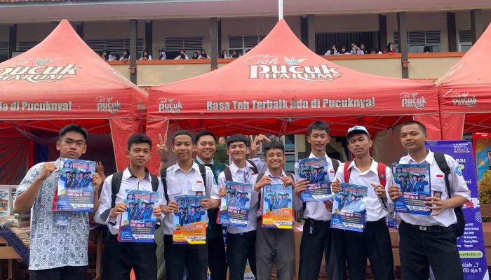 BSI Tasikmalaya Raih Perhatian di EduFair SMK YPC, Beasiswa 100% jadi Daya Tarik