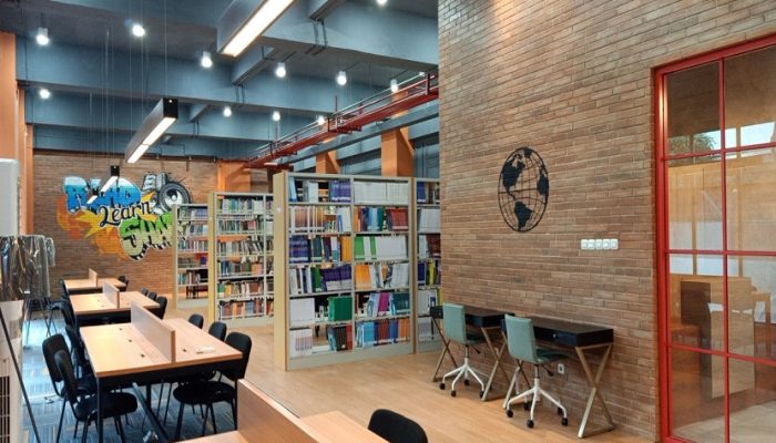 Peran Perpustakaan dalam Meningkatkan Literasi dan Budaya Membaca di Kampus