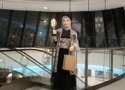 Nirmala Nursintana Harumkan Nama Universitas BSI Pontianak di Ajang Fashion Show “Etnik Look”