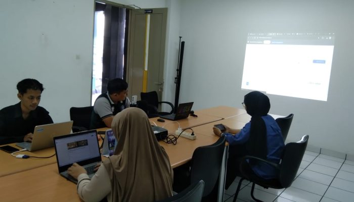 Kolaborasi Penelitian Dosen dan Mahasiswa Universitas Bina Sarana Informatika Kampus Kota Tasikmalaya