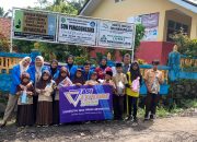 Tim BSI Explore 2025 Desa Kaputihan  Tasikmalaya  Hibahkan Buku dan Alat Tulis untuk SD Panggung Jaya