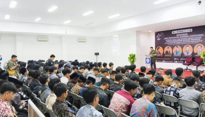 Seminar Hardiknas 2025 Sukses Digelar: Lebih dari 200 Pelajar Hadir, Kolaborasi Lintas Sektor Dorong Pendidikan Bermutu