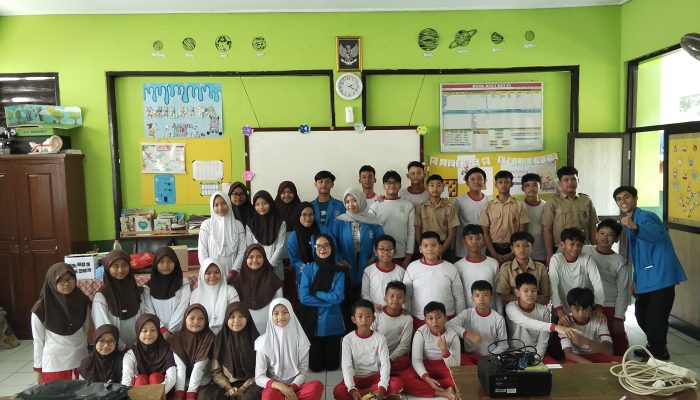 Mahasiswa UBSI gelar sosialisasi bertema “Mengenal permainan tradisional sebagai media edukasi wawasan nusantara bagi generasi muda” di SD Negeri Citapen Tasikmalaya