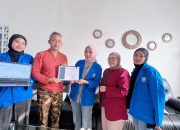 Mahasiswa Universitas BSI Kampus Tasikmalaya Hibahkan Aplikasi Banksal, Dorong Digitalisasi Pengelolaan Sampah di Desa Ciherang