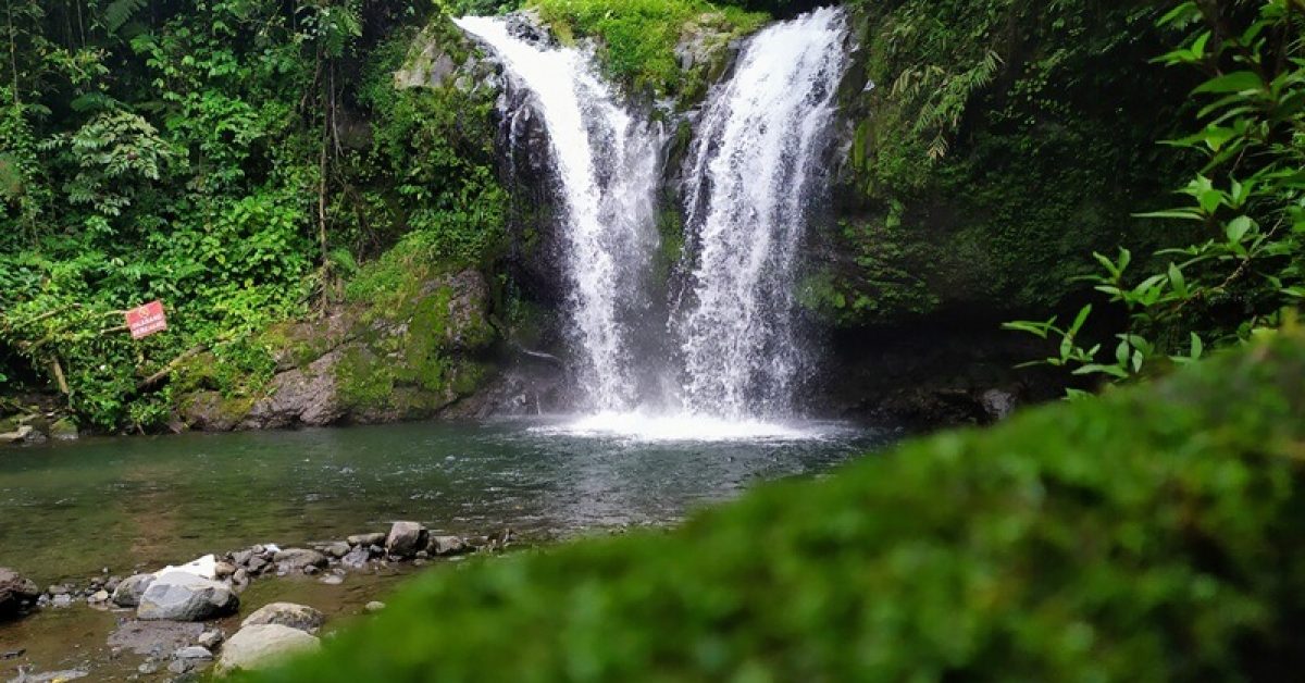 Menjelajah Pesona Tersembunyi Curug Batu Blek