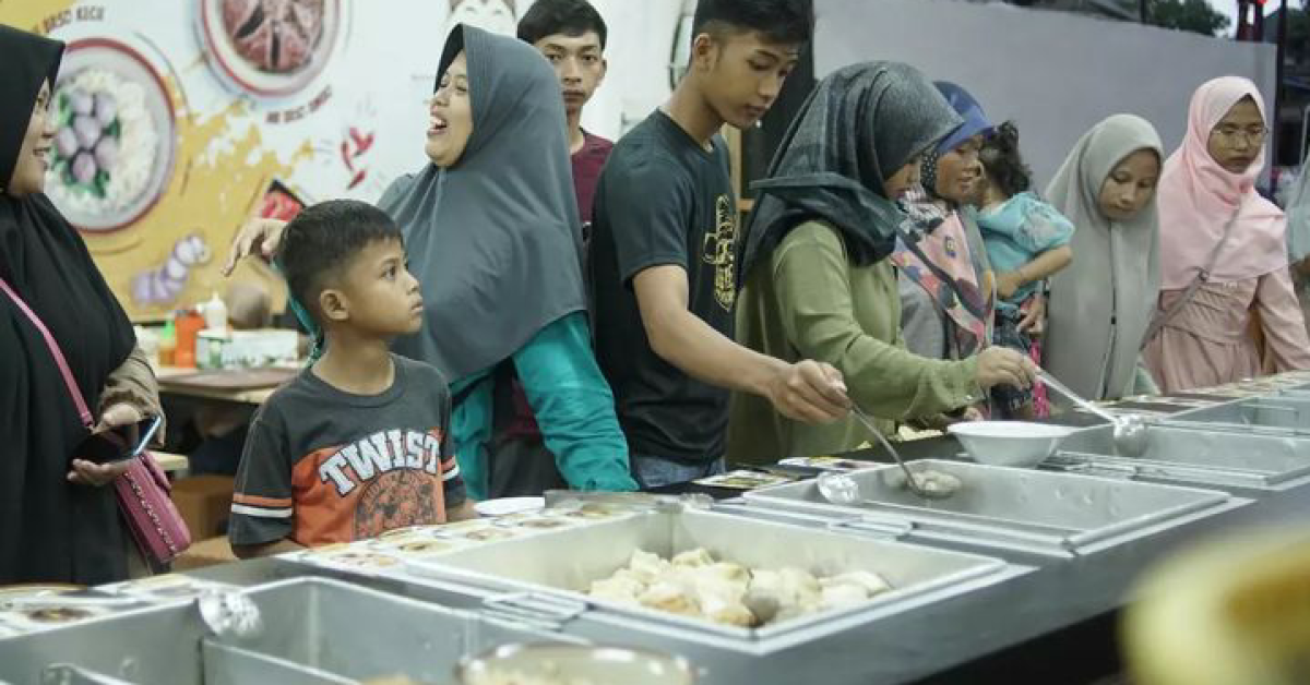 Bakso Japri Yudanegara : Sensasi Bakso “PRASMANAN” yang Populer di Tasikmalaya