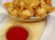 Pangsit Ayam Goreng: Jajanan Legendaris yang Selalu Dicari