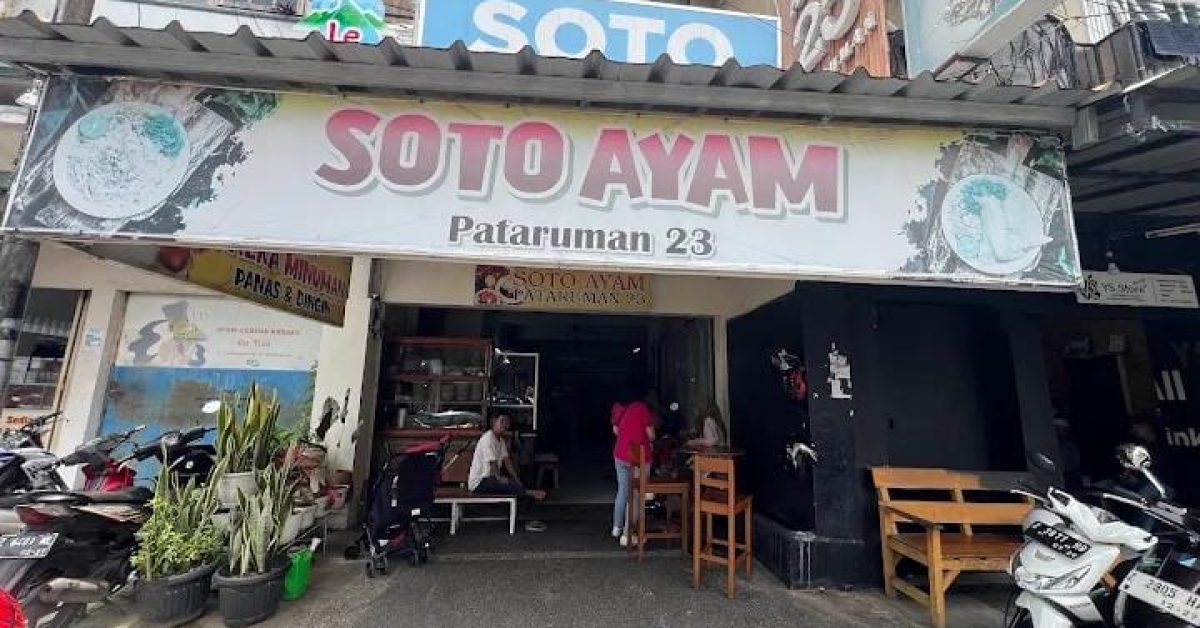 Soto Ayam Pataruman: Legenda Rasa Gurih Khas Tasikmalaya yang Melebihi Waktu