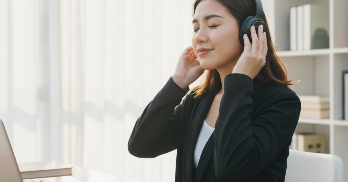 Bukan Hanya soal Usia: Menjaga Kesehatan Telinga dan Pendengaran di Era Headset dan Kebisingan
