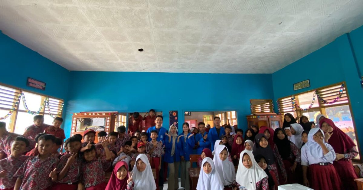 Mahasiswa UBSI Tasikmalaya Ajak Siswa SDN 1 Pamokolan Bersama-Sama Menolak Bullying
