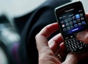 Tren ‘HP Jadul’ Kembali Laku: Saat Gen Z Mulai Lelah Jadi Budak Algoritma