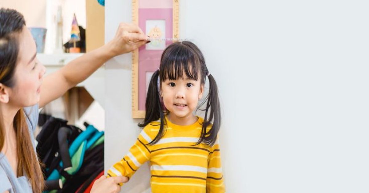 Pantau Tinggi Badan Anak: Ahli Peringatkan Pentingnya ‘Check-up’ Rutin di Luar Buku Posyandu