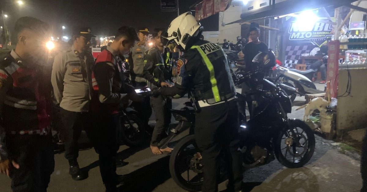 Patroli Gabungan TNI-Polri dan Satpol PP Sisir Kota Tasikmalaya, Satu Motor Pakai Knalpot Brong Diamankan