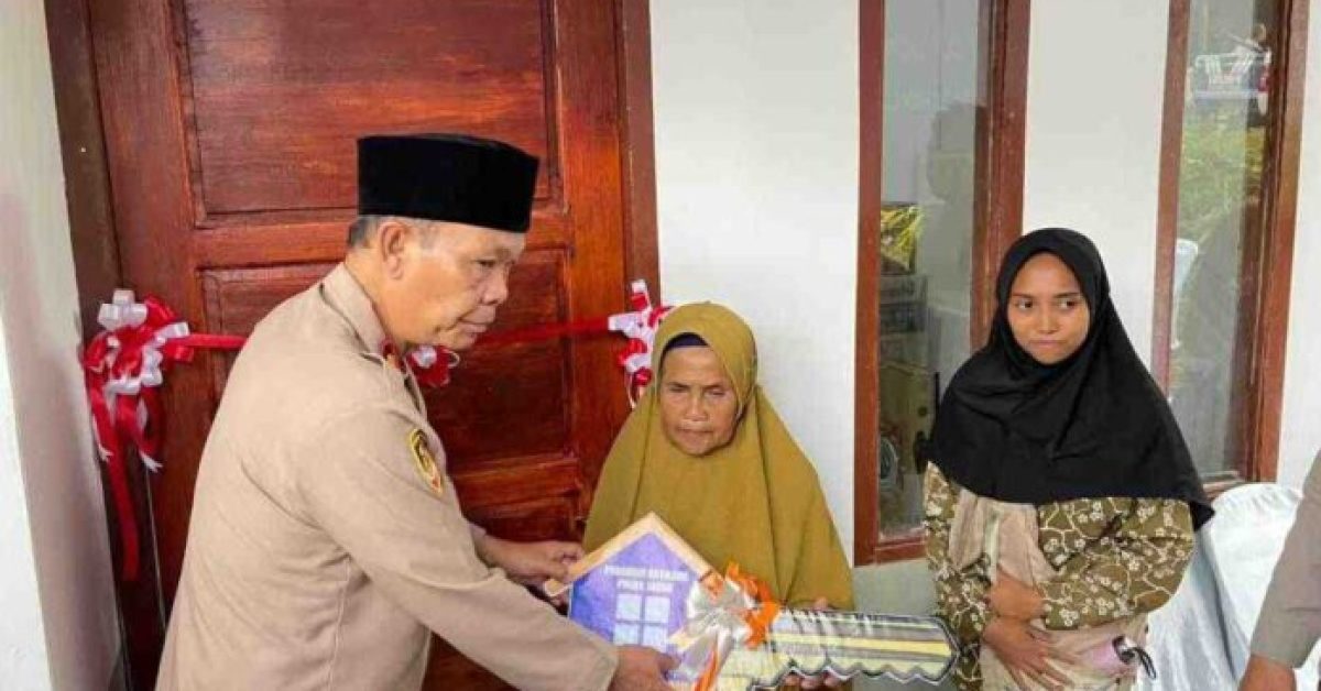 Polres Tasikmalaya Resmikan Program Bedah Rumah Warga di Sodonghilir untuk Hunian Layak