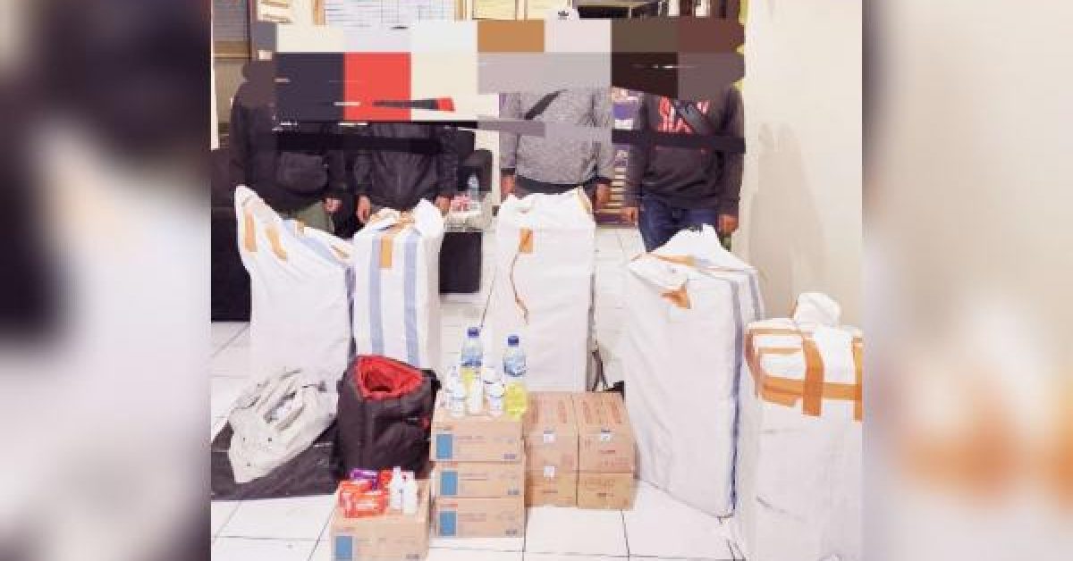 Polsek Leuwisari Polres Tasikmalaya Amankan Ribuan Botol Alkohol untuk Bahan Miras Oplosan
