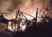 Lara Roni Warga Tasik Kehilangan Rumah Jelang Idul Fitri