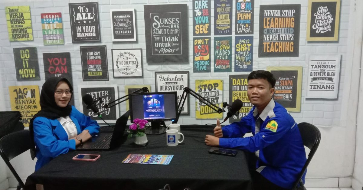 Hangout Campus Online UBSI Tasikmalaya Bahas Pentingnya Merawat Kesehatan Jiwa Mahasiswa Bersama UKM Badassalam