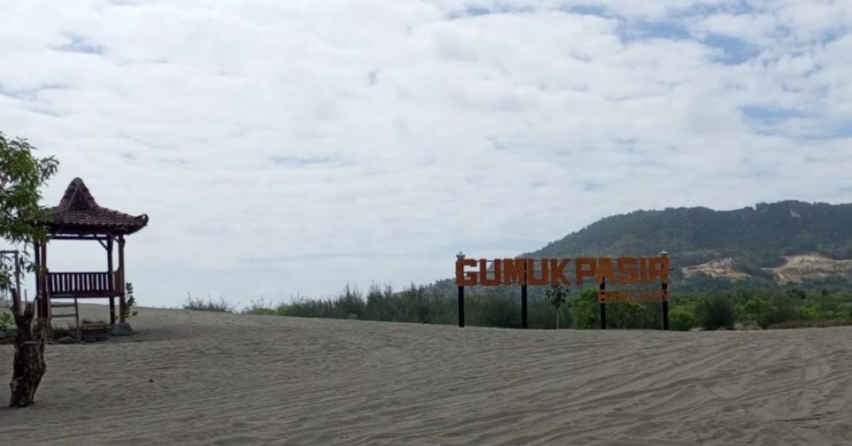 Pemkab Bantul Tata Ulang Rute Jip Wisata Demi Selamatkan Gumuk Pasir Parangtritis