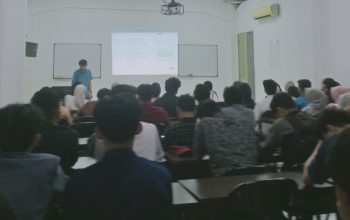 Workshop Digital Kreatif di UBSI Kampus Tasikmalaya Dorong Mahasiswa Optimalkan AI untuk Pembelajaran dan Produktivitas