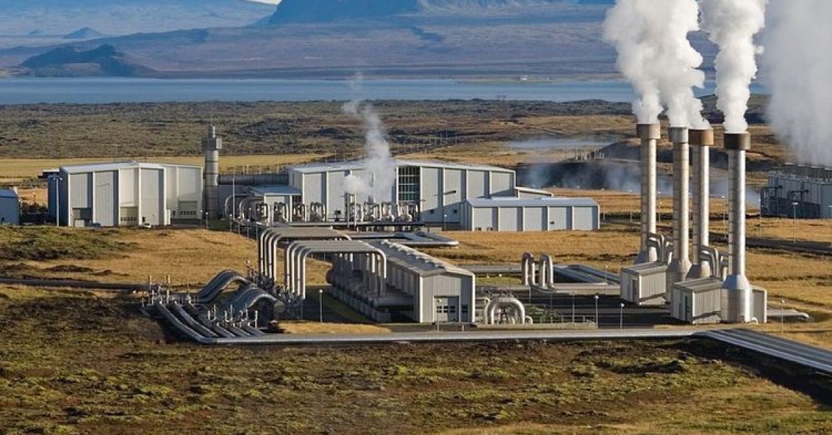 ESDM Nilai Panas Bumi Berpotensi Gantikan Energi Fosil untuk Pembangkit Listrik