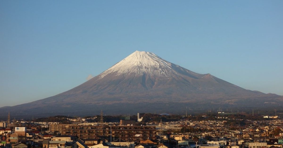 Musim Pendakian Gunung Fuji 2026 Resmi Dibuka, Kuota Pendaki Dibatasi 4.000 Orang per Hari