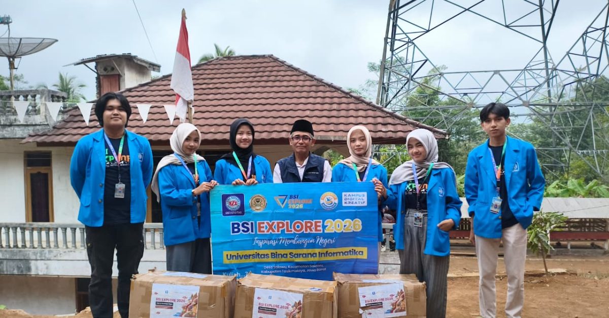 Berikan Dukungan bagi Siswa, Tim BSI Explore 2026 Serahkan Bantuan Alat Tulis di SDN Kramatjaya