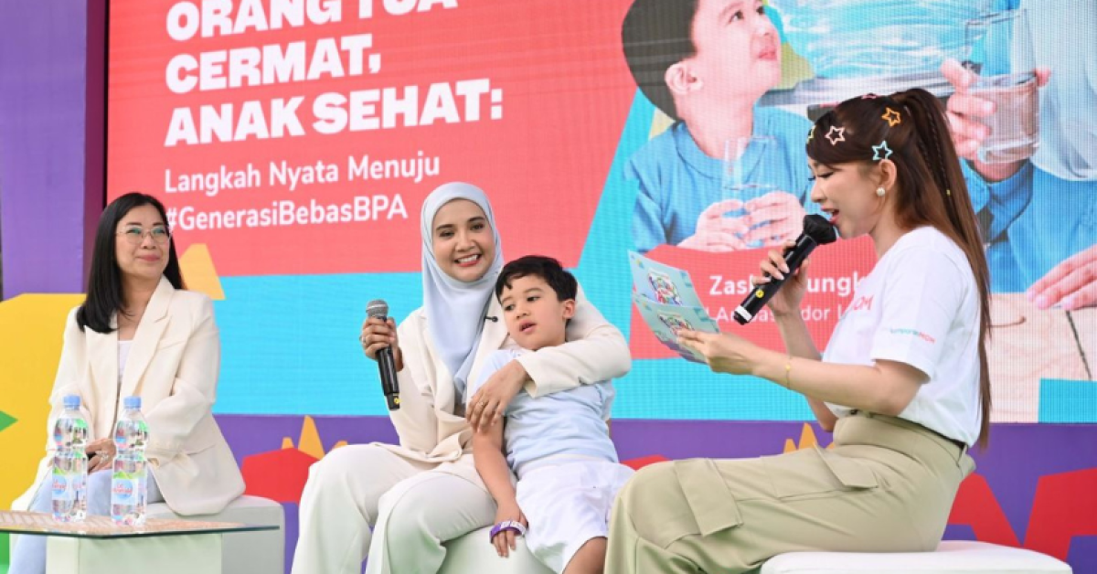 Dokter Anak Ingatkan Orangtua Cermat Memilih Air Minum dan Kemasan Aman bagi Anak