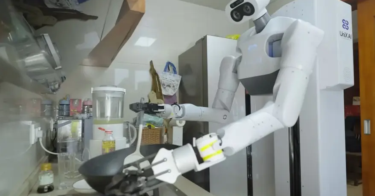 China Bikin Robot Humanoid Panther yang Bisa Bangunkan Orang dan Buat Sarapan